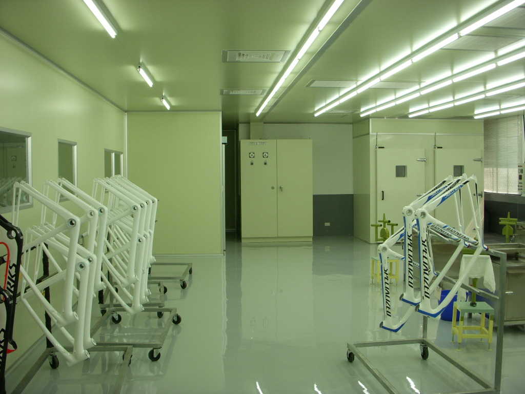 Clean room labeling area