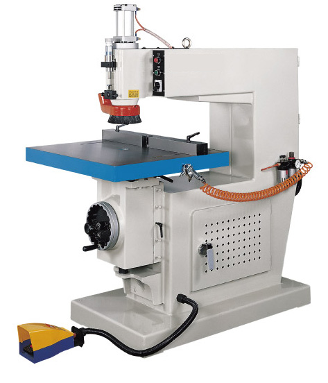 TR-750